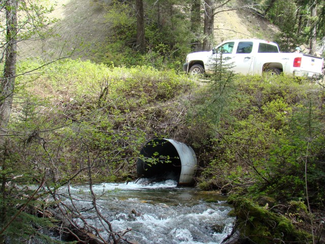 Yukon outlet before Small
